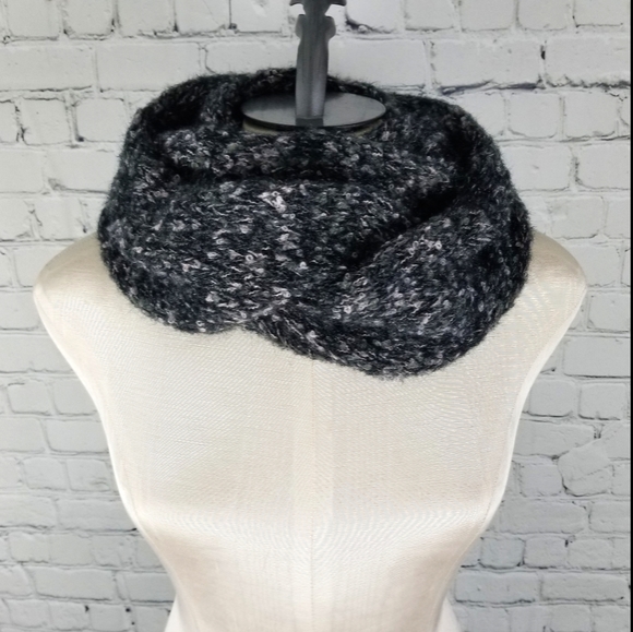 Ardene Accessories - ARDENE | cozy knit infinity scarf